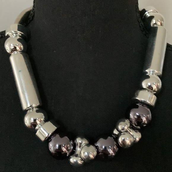 Necklace & Earring Set - Picture 3 of 6